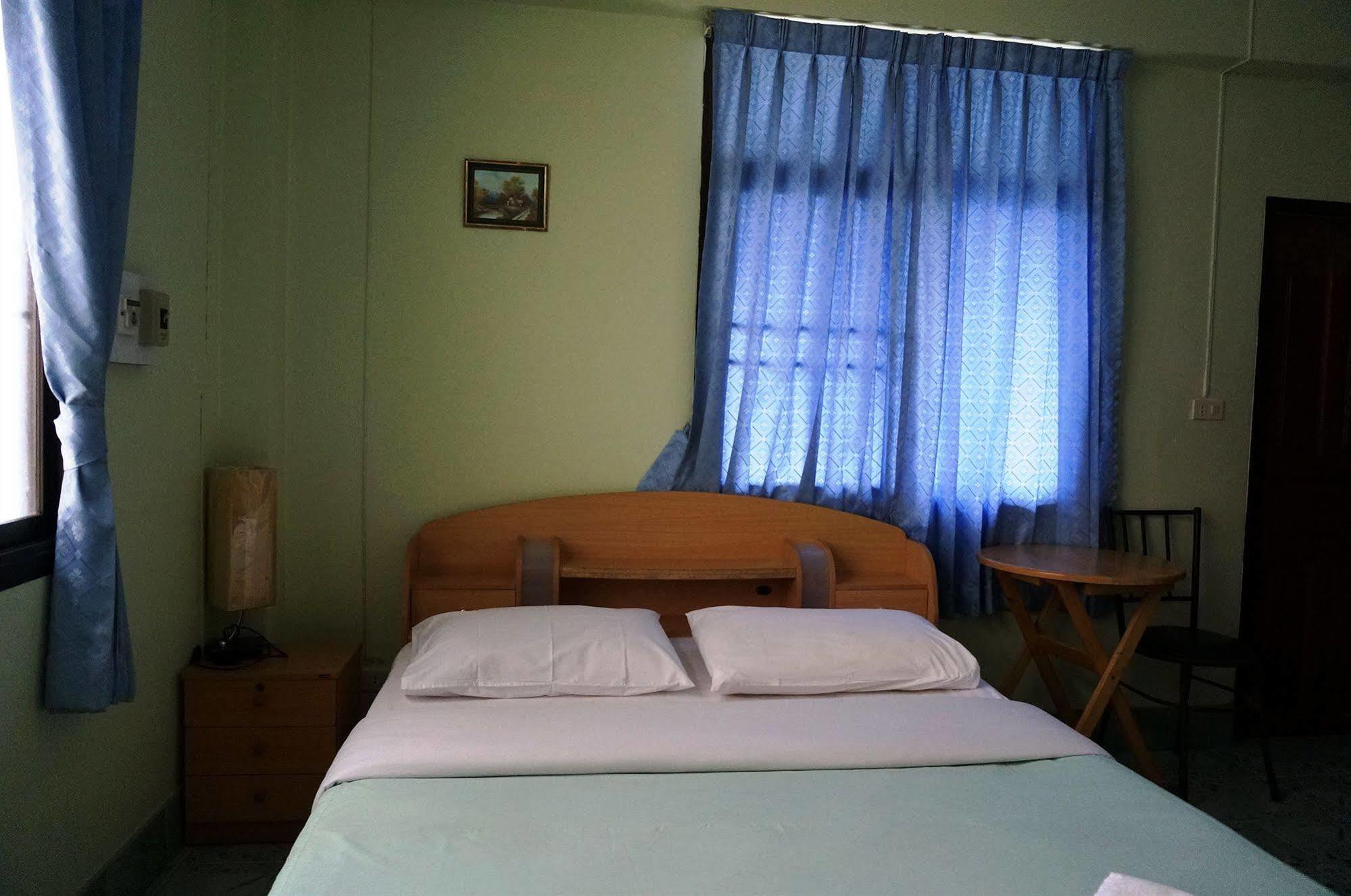Celtic Inn Guest House ホアヒン郡 エクステリア 写真